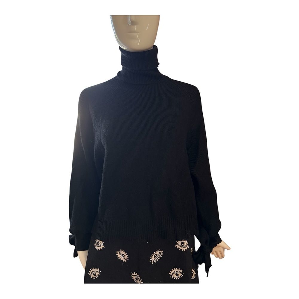 Zara Elegant Black Turtleneck Sweater